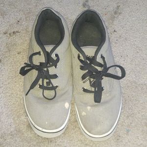 Grey Heelies w/ wheels